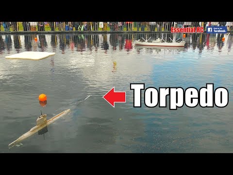 AMAZING RC SUBMARINE TORPEDO FIRING/LAUNCH DEMONSTRATION