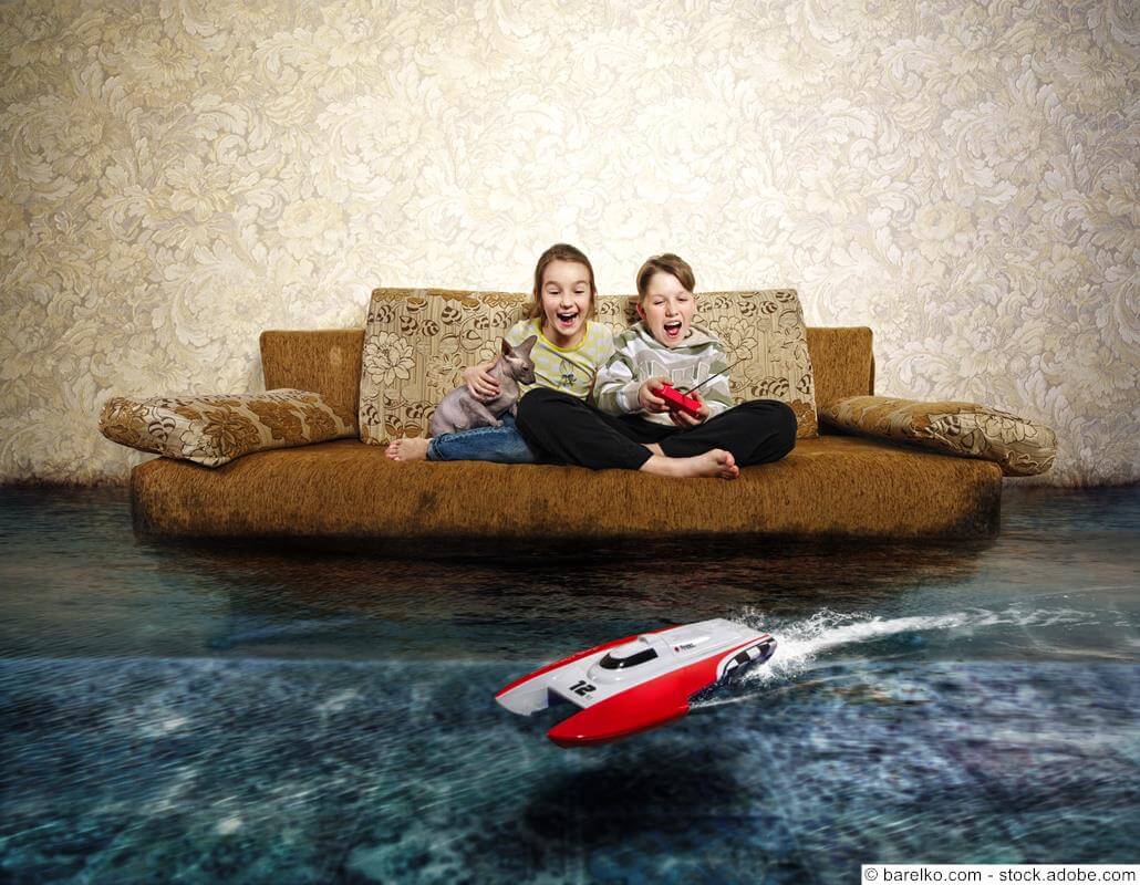 Ferngesteuertes Boot für Erwachsene und Kinder, Mini 2,4 GHz elektrisches  ferngesteuertes Rennboot mit Fernbedienung – STOTOY - Áruvarázs Webáruház